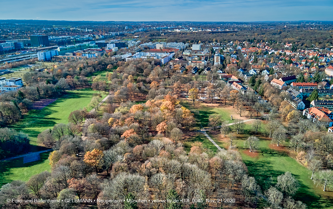 21.11.2020 - Hirschgarten mit Paketposthalle in München